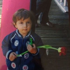 Meet your Posher, Eli